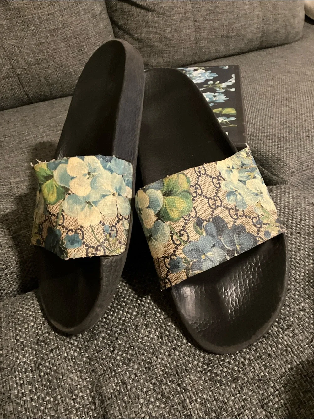 Gucci GG blooms Supreme Slides Baby Blue Flowers With Floral Box